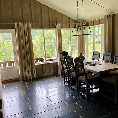 Spacious Cabin In Hemsedal, 8 Bedrooms And Sauna