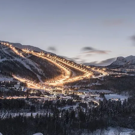 Spacious Cabin In Hemsedal, 8 Bedrooms And Sauna